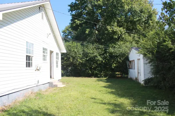 496 Spindale ST, Spindale, NC 28160