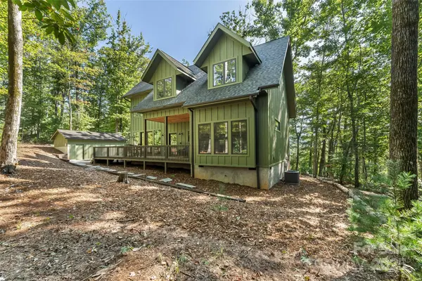 90 Clinchfield Gap RD, Marion, NC 28752
