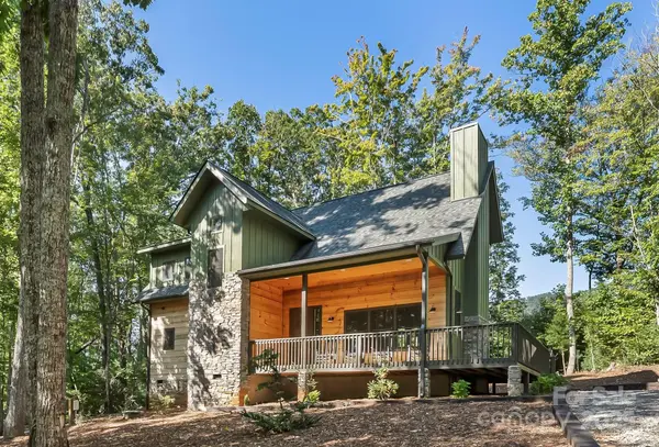90 Clinchfield Gap RD, Marion, NC 28752