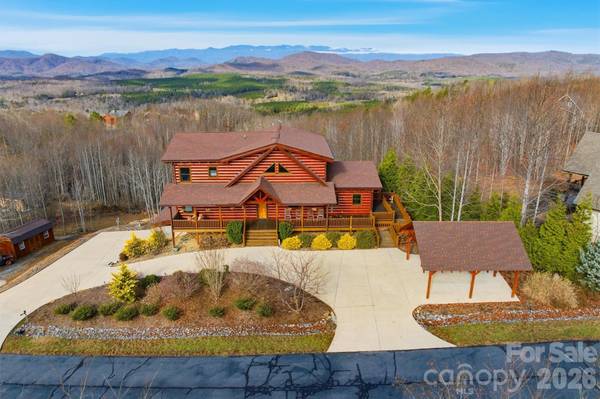 334 Scenic Vista DR, Nebo, NC 28761