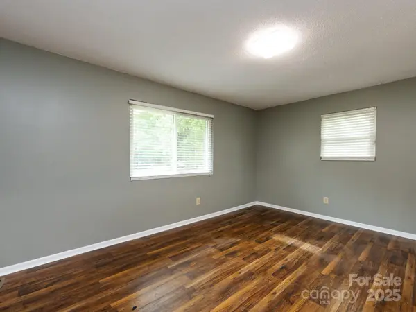 7109 Bisaner ST, Charlotte, NC 28269