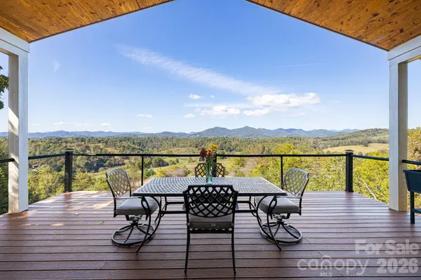 1387 Woods Ammons RD, Mars Hill, NC 28754