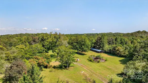 5963 Peniel RD, Tryon, NC 28782