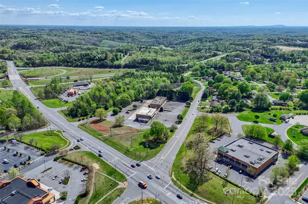 2650 S Hwy 127 HWY, Hickory, NC 28602