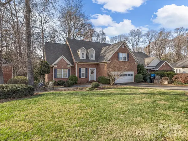 1981 Hamptonwood RD, Rock Hill, SC 29732