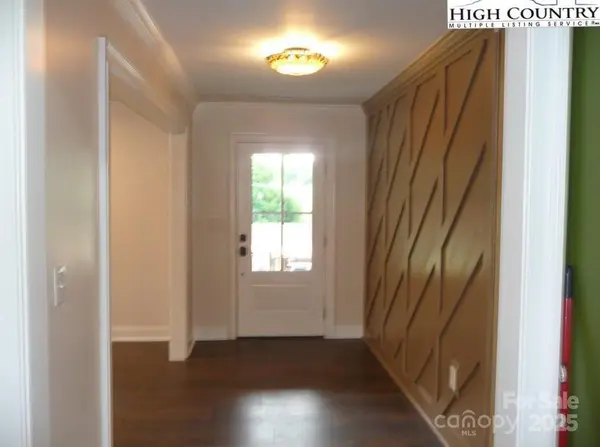 384 New River HTS #12, Boone, NC 28607