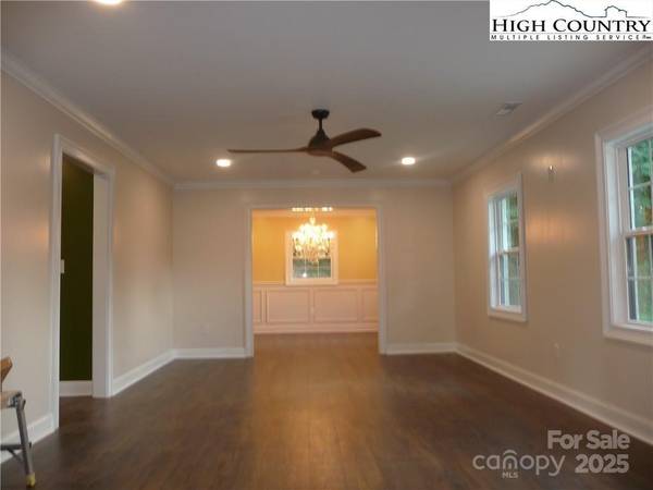 384 New River HTS #12, Boone, NC 28607