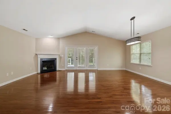 241 Fairway View DR, Etowah, NC 28729