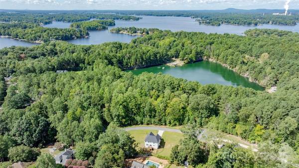 105 Quiet TRL #7, Mooresville, NC 28117