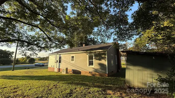3839 W Dixon BLVD, Shelby, NC 28152