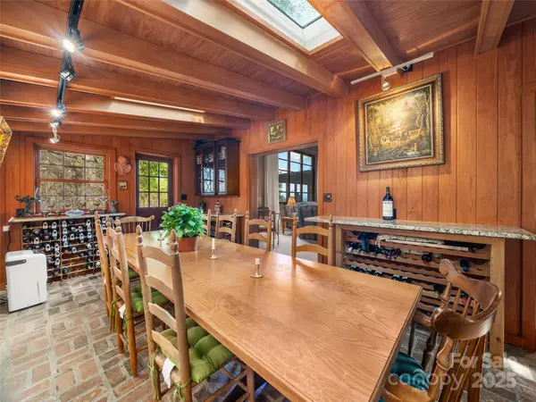 435 Upper Laurel DR, Laurel Park, NC 28739