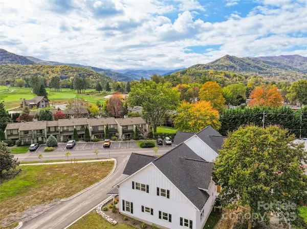 15 Riemar LN, Waynesville, NC 28786