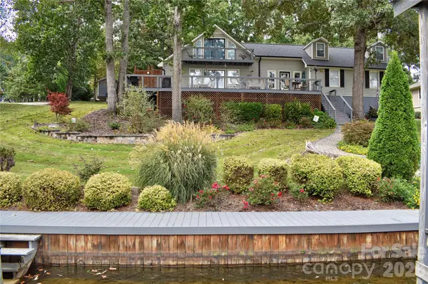 117 Sunrise PT, Badin Lake, NC 28127