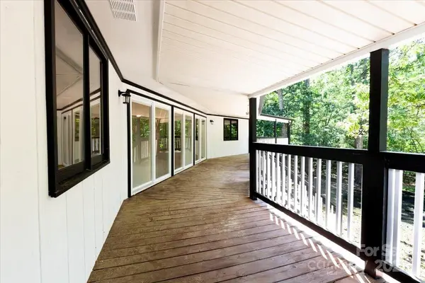 200 Lakeview RD, Albemarle, NC 28001