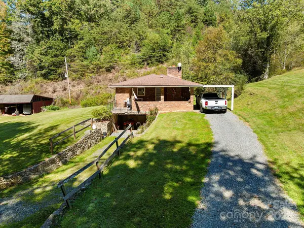 1623 Ammons Branch RD, Marshall, NC 28753