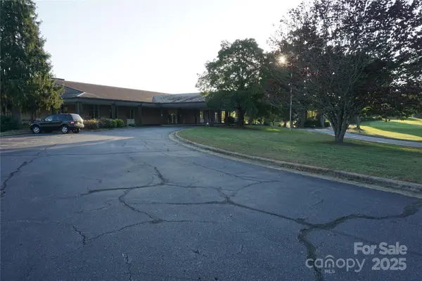 2250 Cedar Rock Estates DR, Lenoir, NC 28645