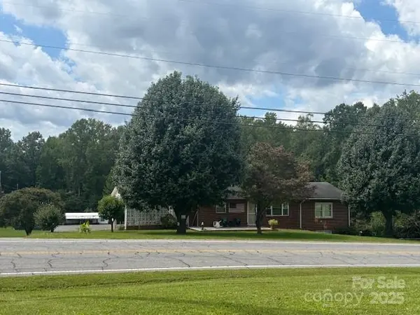 7904 Old Nc 10 HWY, Hickory, NC 28602