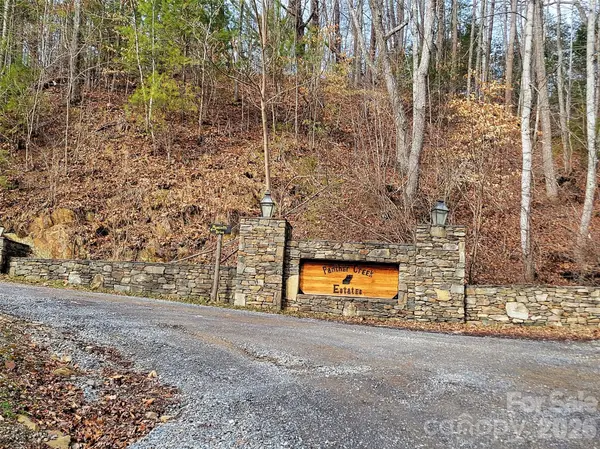 75 Rimrock RDG #I, Clyde, NC 28721