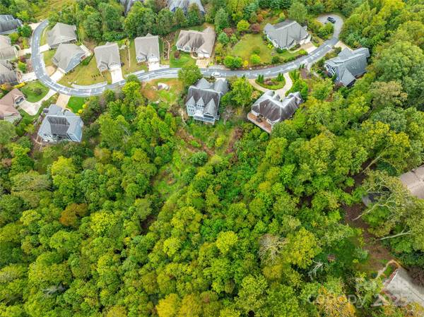 332 Millbrae LOOP, Hendersonville, NC 28791