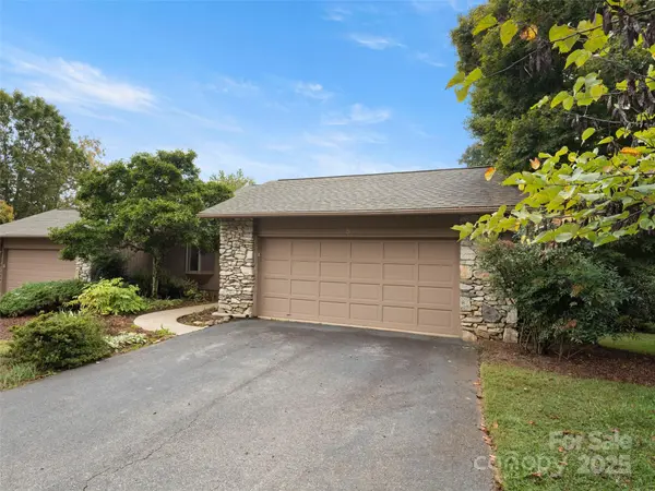 5 Ridge TER, Asheville, NC 28804