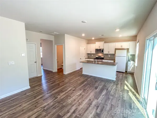 4120 Village BLVD NW, Conover, NC 28613