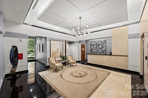 435 S Tryon ST #301, Charlotte, NC 28202