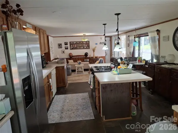 4230 Chimney Rock RD, Hendersonville, NC 28792