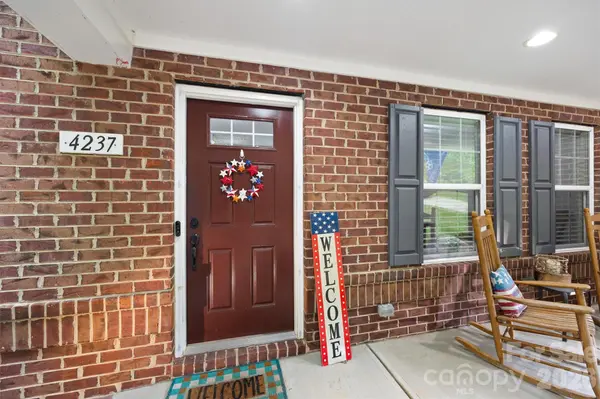 4237 Little Fork Cove RD, Denver, NC 28037