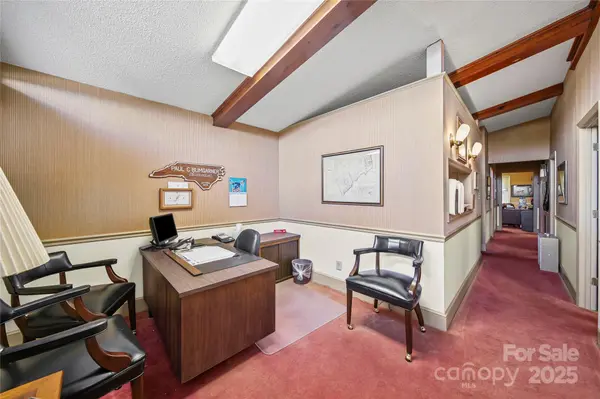 738 Pierson DR, Charlotte, NC 28205
