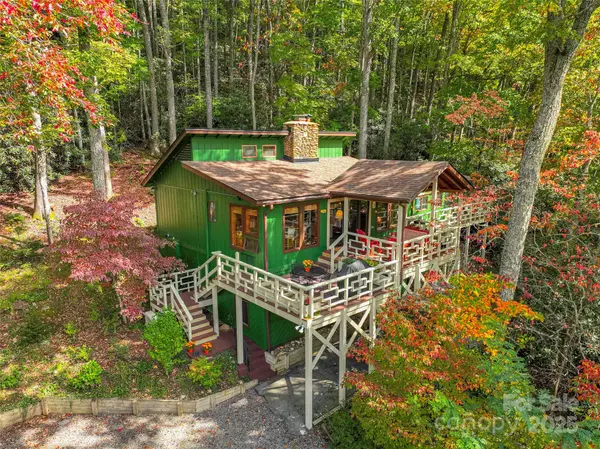 354 Big Ridge RD, Burnsville, NC 28714