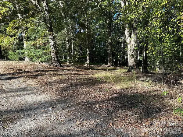 000 Courtney- Huntsville RD #3, Yadkinville, NC 27055