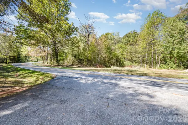 000 Courtney- Huntsville RD #3, Yadkinville, NC 27055