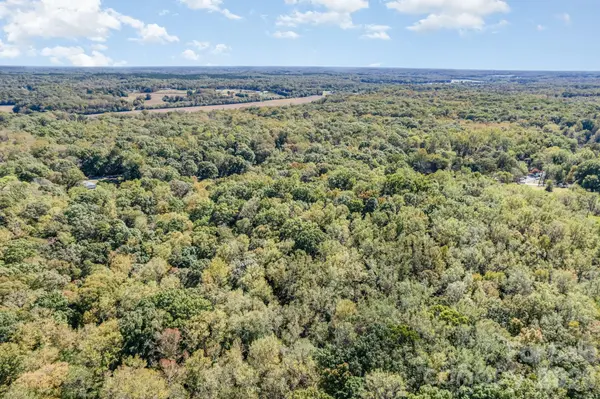 000 Courtney- Huntsville RD #3, Yadkinville, NC 27055