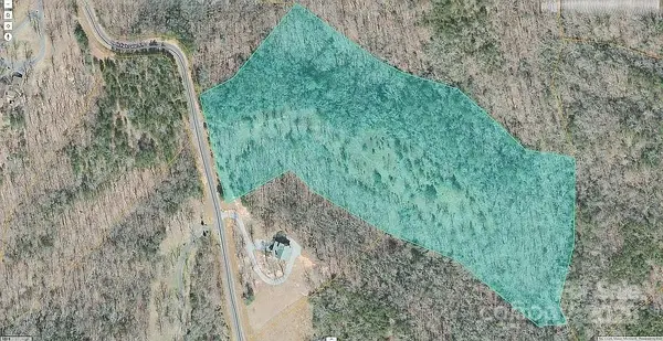 45-45A N Park LN, Mill Spring, NC 28756
