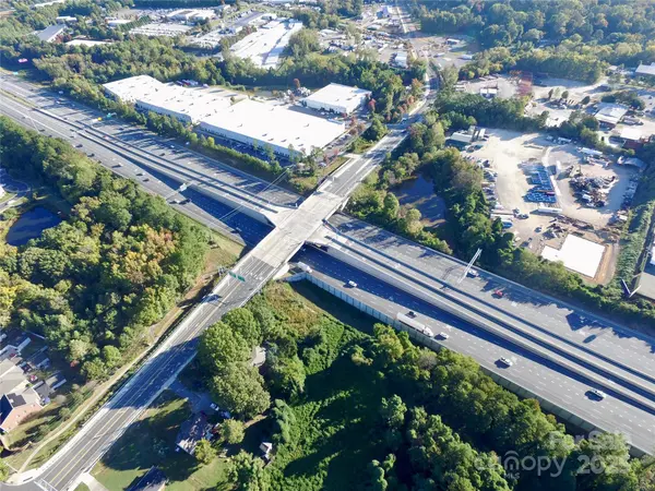 5216 Lakeview RD, Charlotte, NC 28216