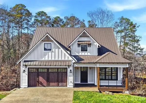 202 Westridge Farm RD, Asheville, NC 28804