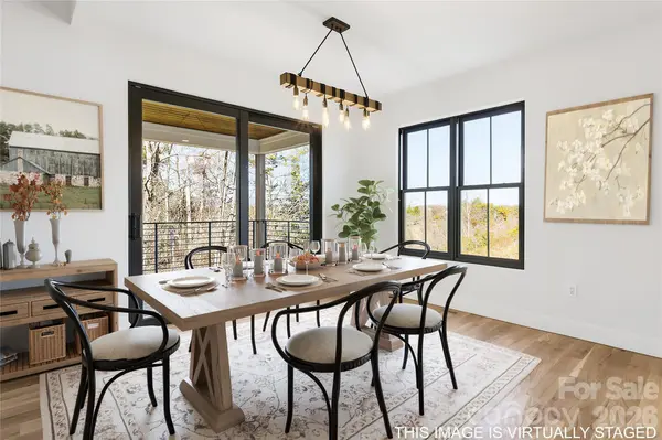 202 Westridge Farm RD, Asheville, NC 28804