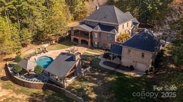 1427 Merrimont AVE, Kings Mountain, NC 28086