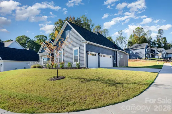 456 Lucky DR NW, Concord, NC 28027