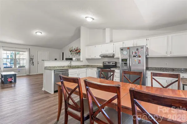 1009 Braxton DR, Concord, NC 28025