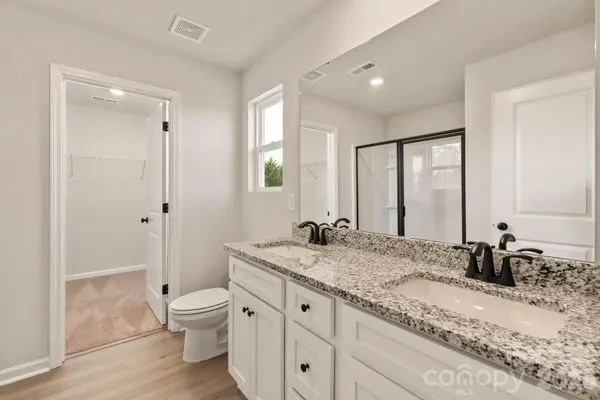 1046 Jonestown RD, Winston Salem, NC 27127