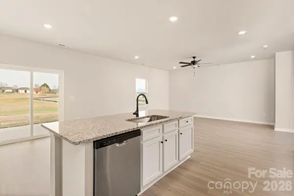1046 Jonestown RD, Winston Salem, NC 27127