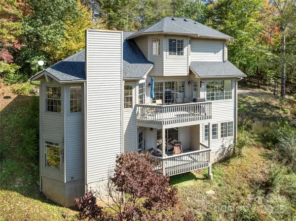108 June CT, Lake Lure, NC 28746