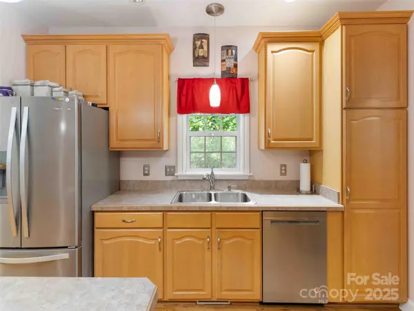 37 C Creek LN, Pisgah Forest, NC 28768