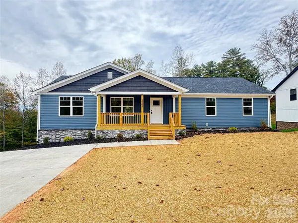 1205 Summerhill ST SW, Lenoir, NC 28645