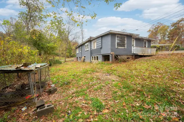 226 Mount Allen HTS, Black Mountain, NC 28711