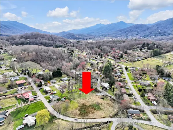 00 Oakdale RD #2, Waynesville, NC 28786