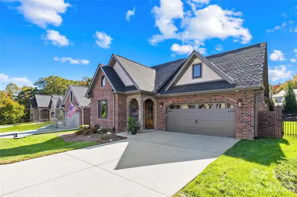 1140 Golden Hill LN, Denver, NC 28037