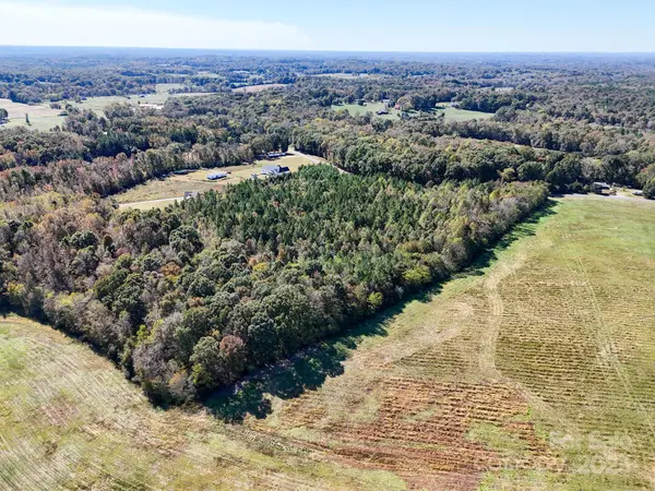 1117 Hoyt Scott RD, Bear Creek, NC 27207