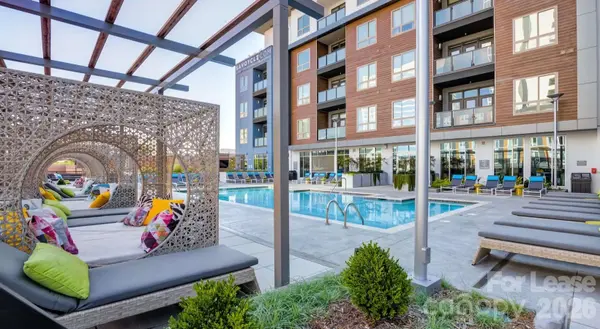650 E Brooklyn Village AVE #C1, Charlotte, NC 28202